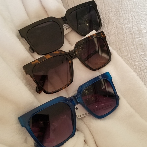 GLAM SUNNIES - Picture 5 of 5